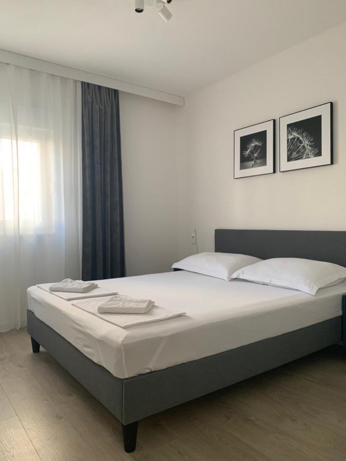 Villa Luxuria Baška Voda Eksteriør bilde