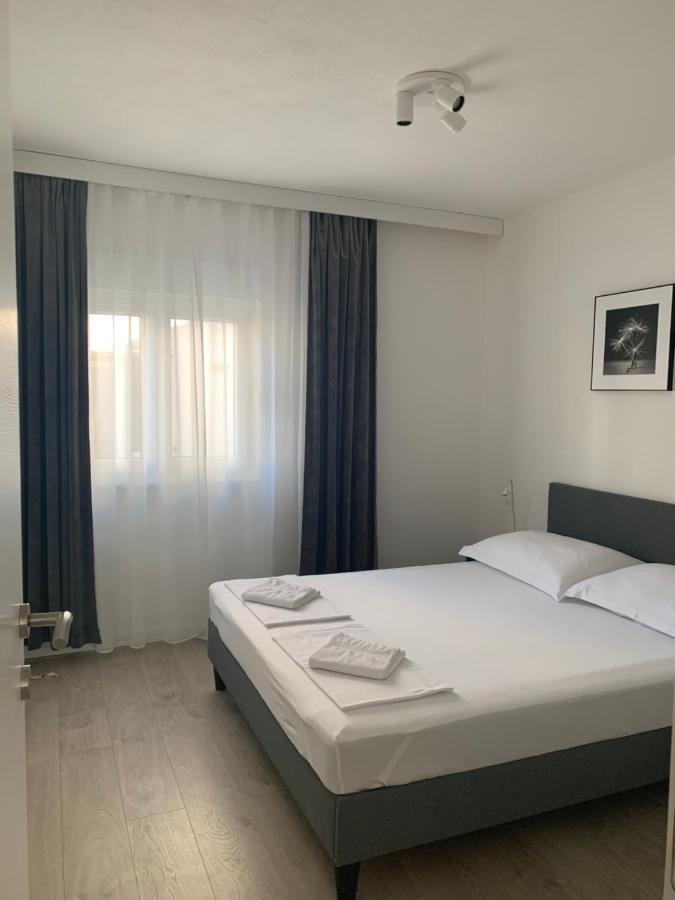 Villa Luxuria Baška Voda Eksteriør bilde