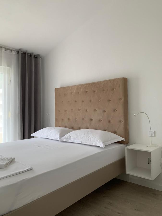 Villa Luxuria Baška Voda Eksteriør bilde