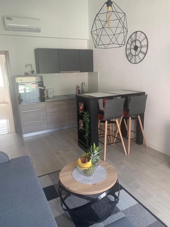 Villa Luxuria Baška Voda Eksteriør bilde