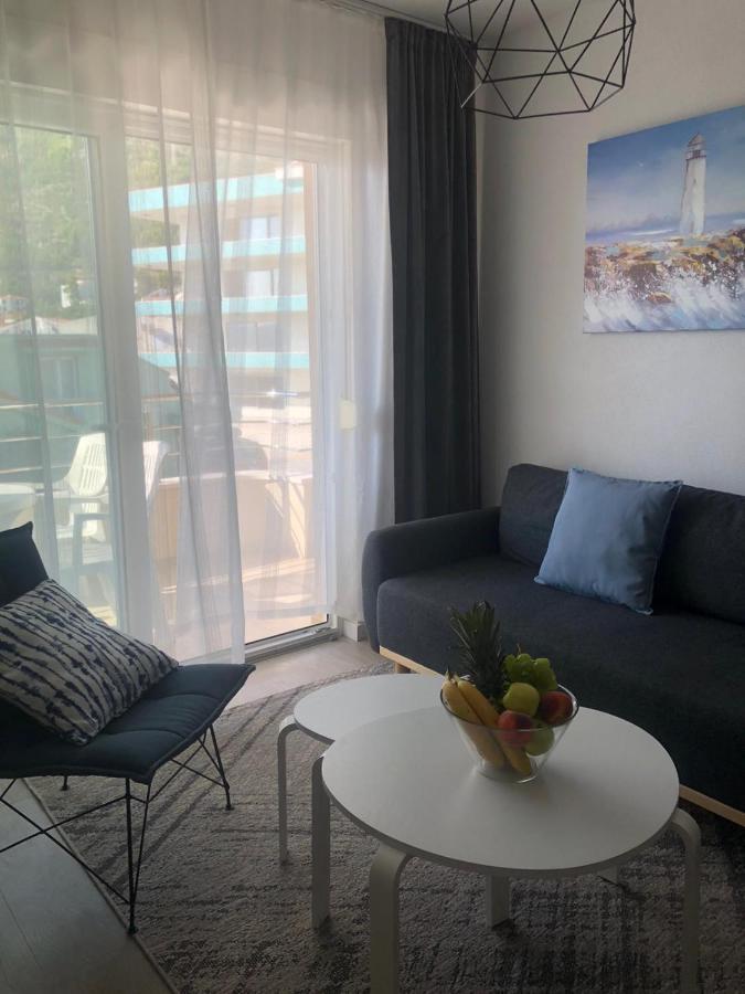 Villa Luxuria Baška Voda Eksteriør bilde