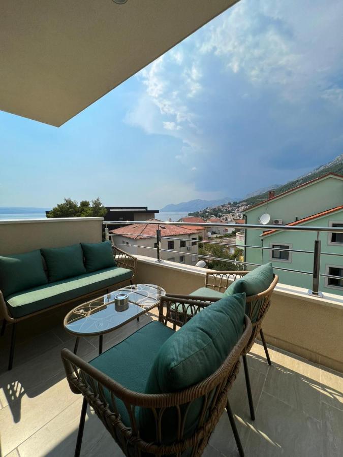 Villa Luxuria Baška Voda Eksteriør bilde