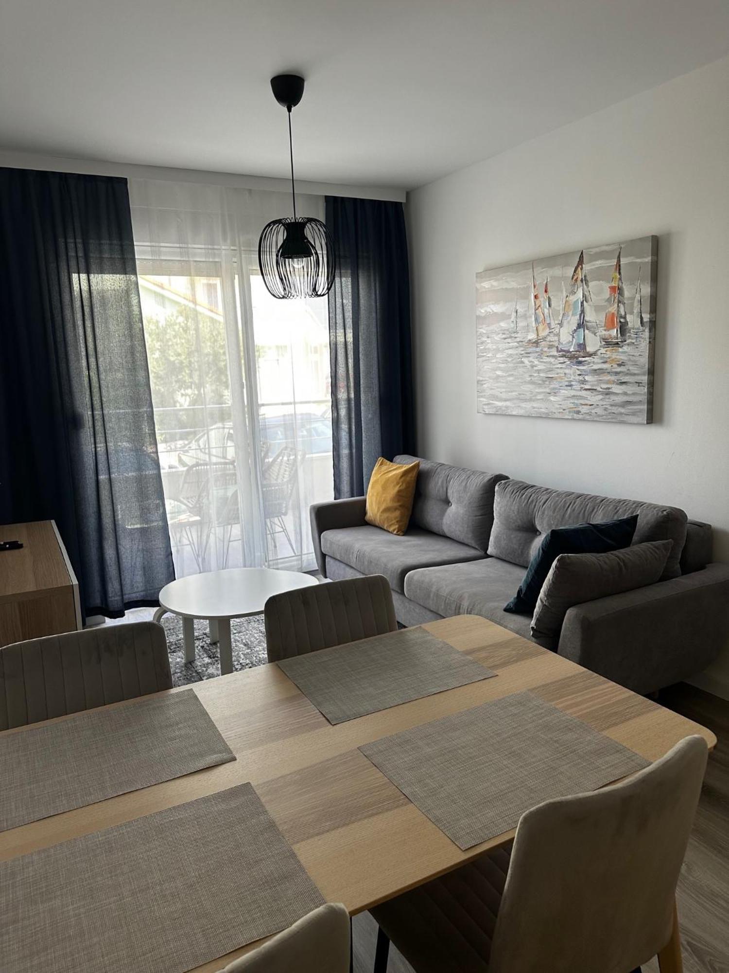 Villa Luxuria Baška Voda Eksteriør bilde