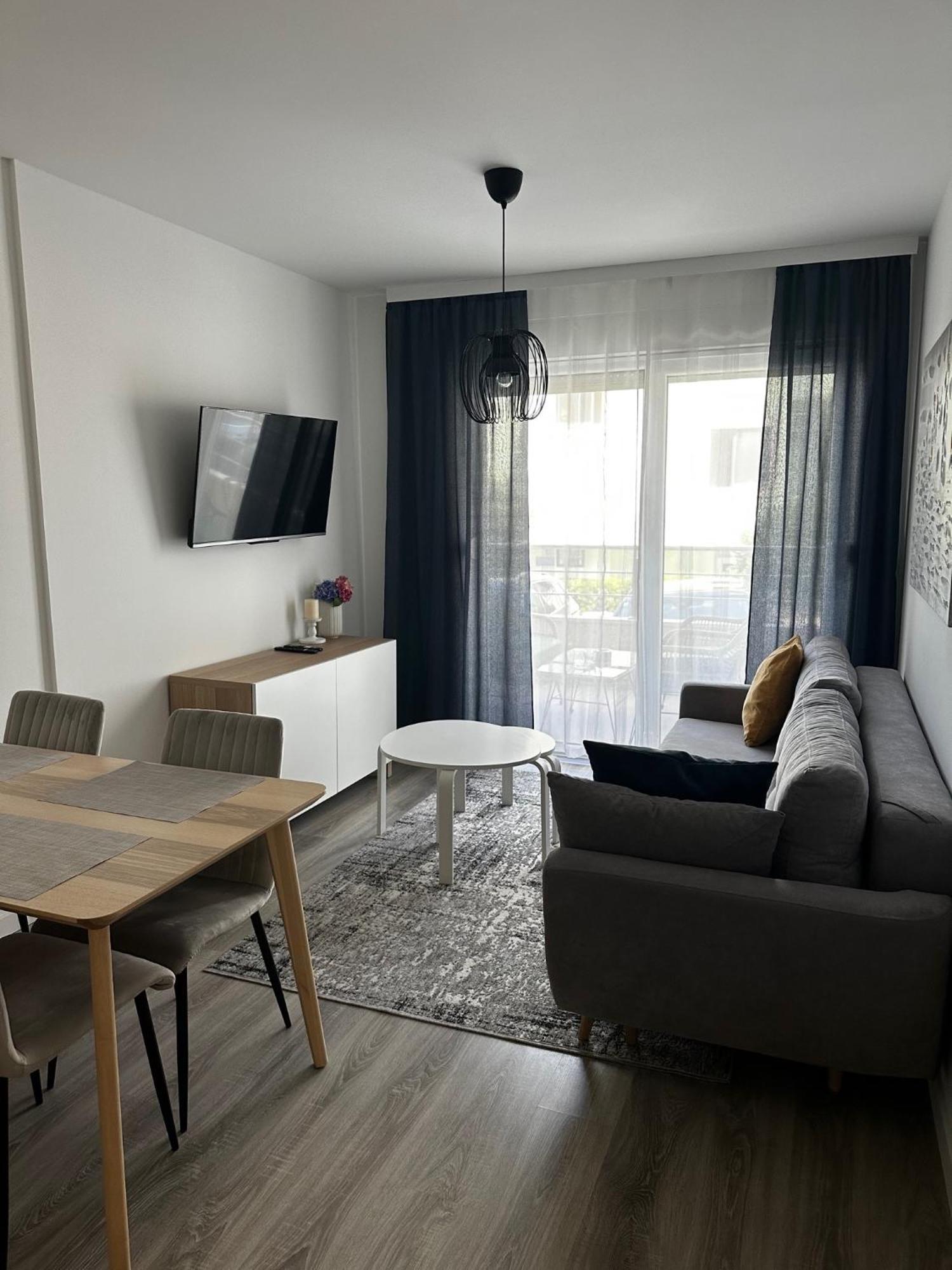 Villa Luxuria Baška Voda Eksteriør bilde